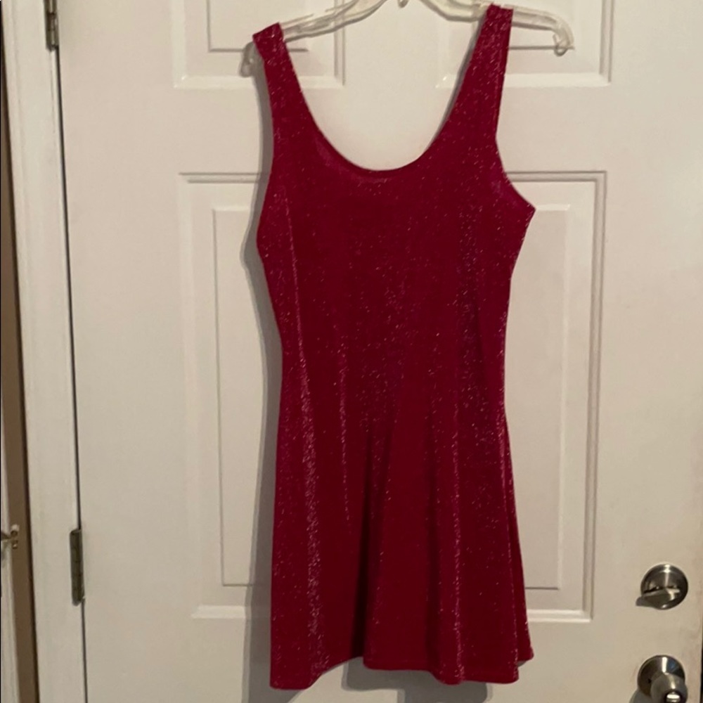 Women’s All That Jazz cocktail dress.
